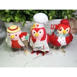 Target Spritz Featherly Friends 2023 Valentine's Day Birds Set